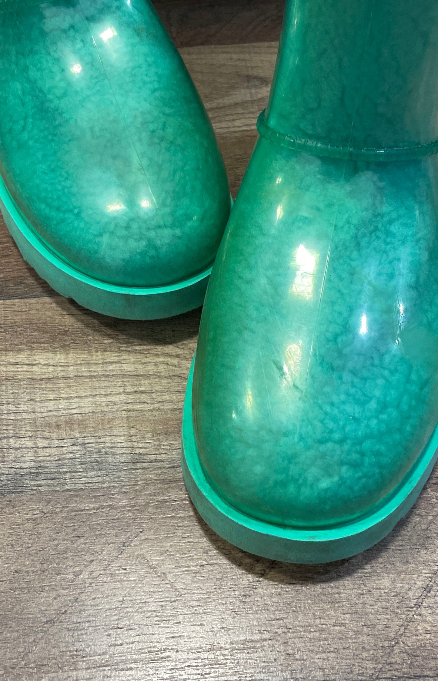 UGG Classic Clear Mini Mint Green Waterproof Ankle Boots Women's Size 6