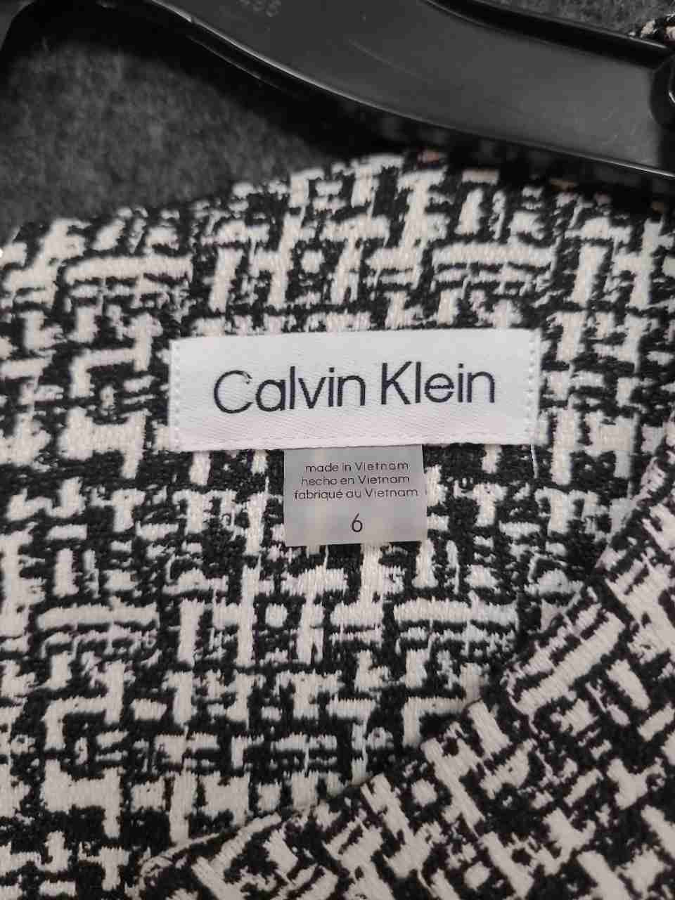 Calvin Klein Women's Black White Sleeveless Tweed V-Neck Sheath Dress Sz 6