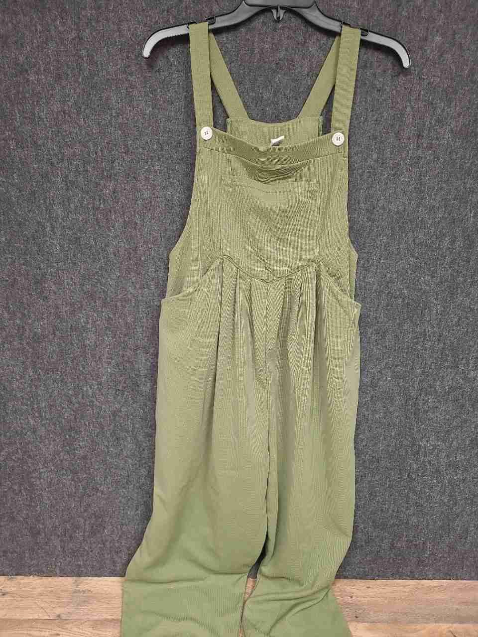Halara Women's Olive Green Waffle Knit Textured Overalls Jogger Jumpsuit Sz M