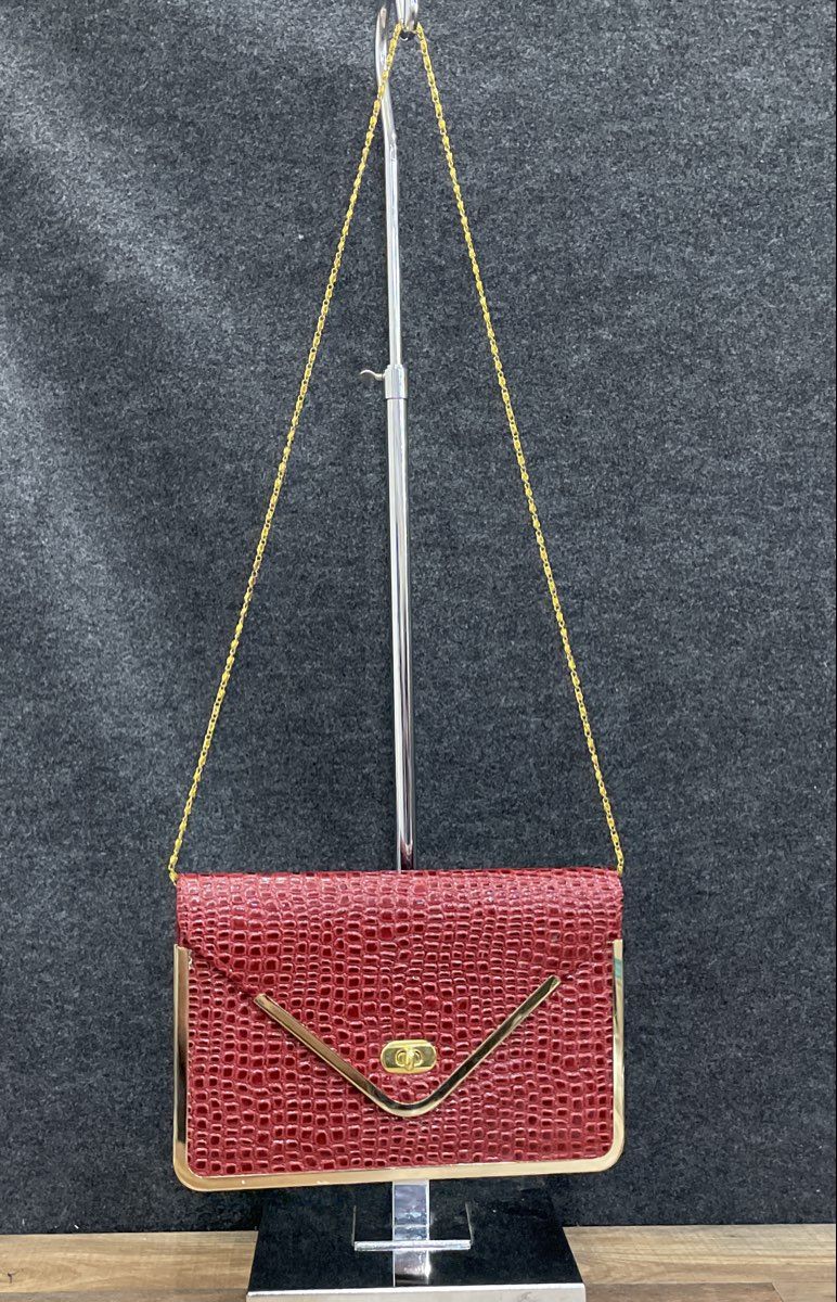 Joan Rivers Red Leather Gold Chain Strap Money Bag Crossbody Clutch Vintage