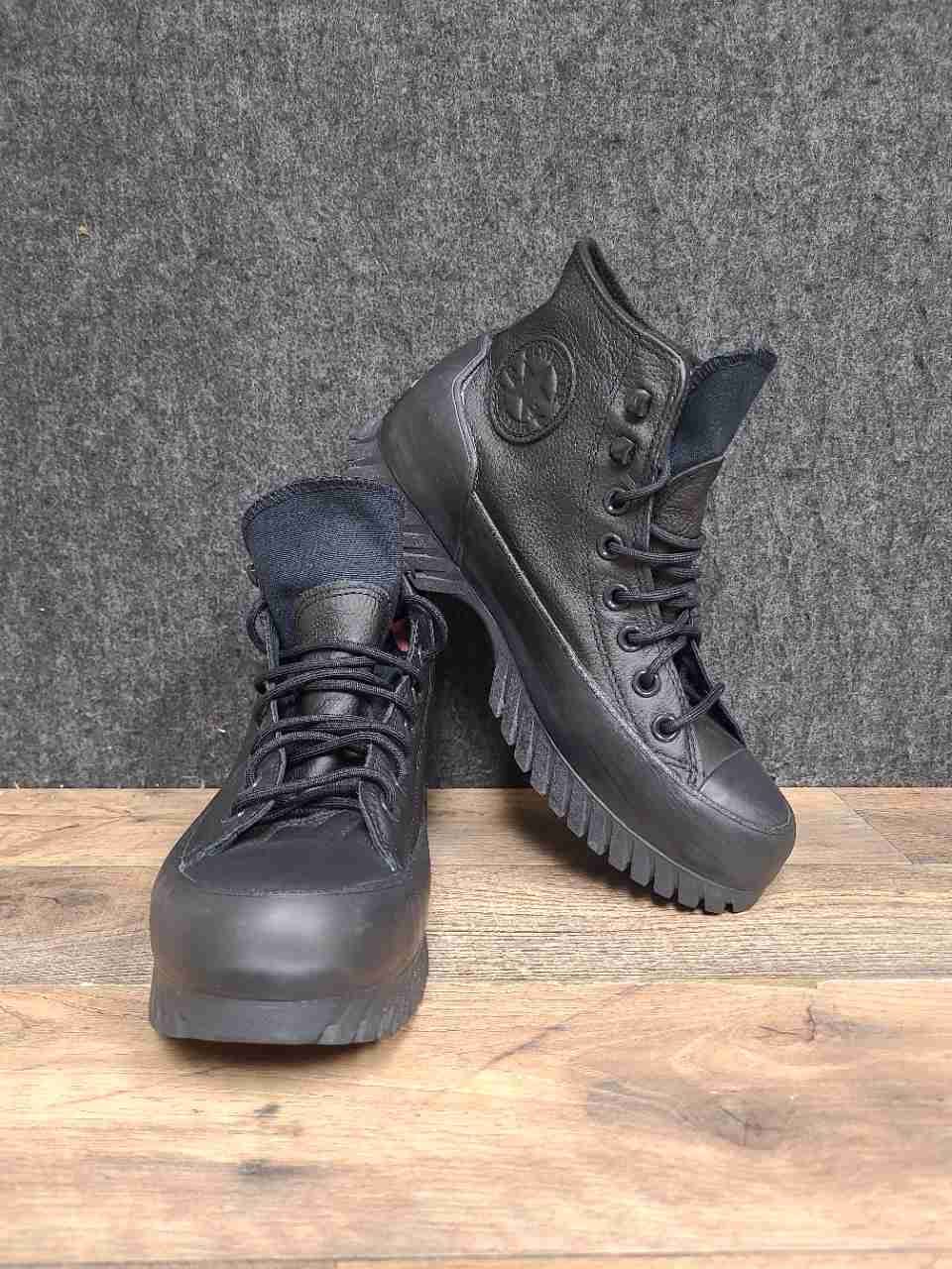 Converse Chuck Taylor All Star Lugged Winter 2.0 Black Leather Boots Size 9