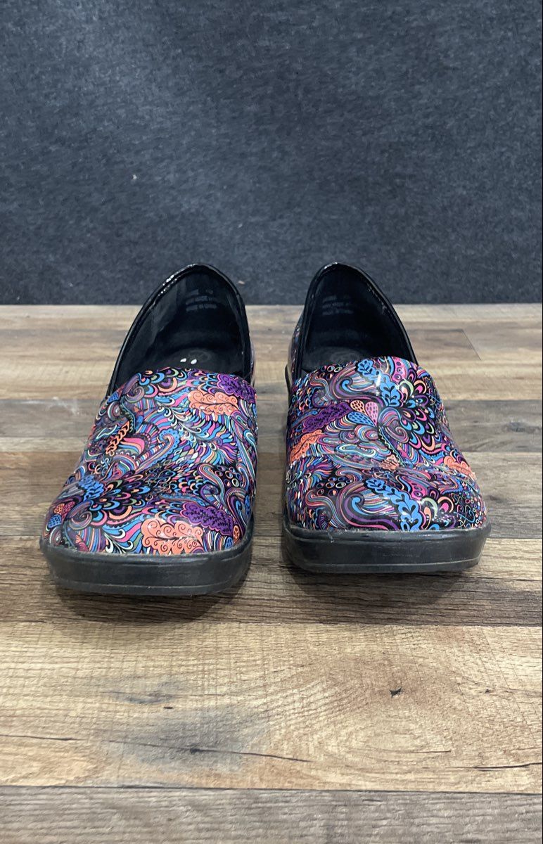 Easy Street Laurie Multi-Color Geometric Pattern Slip-On Clog Shoes Size 11M