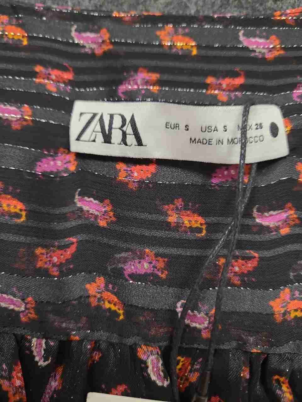 Zara Women's Black Paisley Cropped Twist Front Metallic Blouse Top NWT Sz S