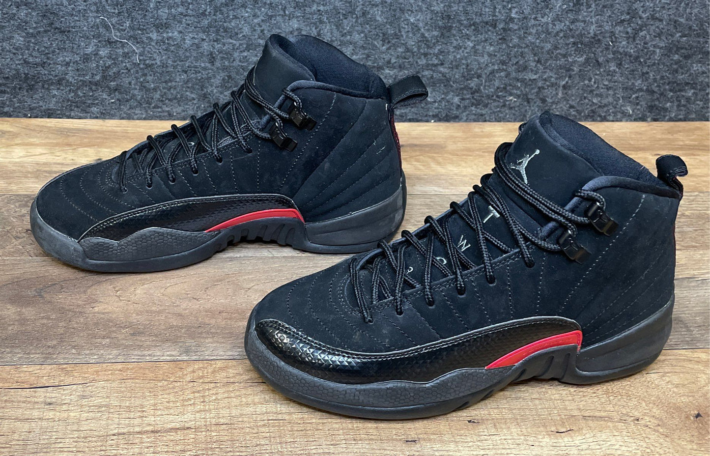 Air Jordan 12 Retro Deadly Pink Black Girls GS Sneakers Size 6.5Y