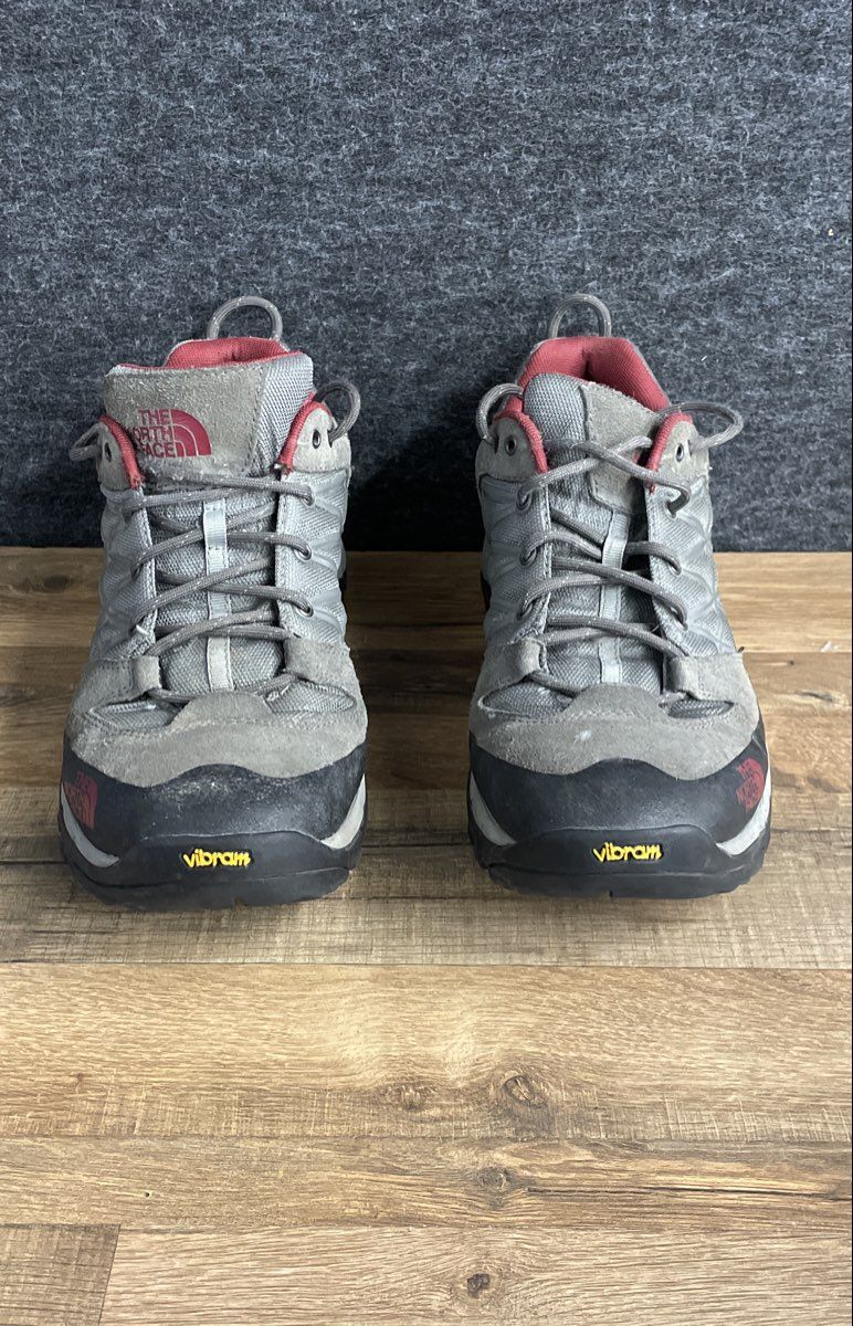 The North Face Hedgehog Hike Gray Red Vibram Hiking Shoes Men's Size 11