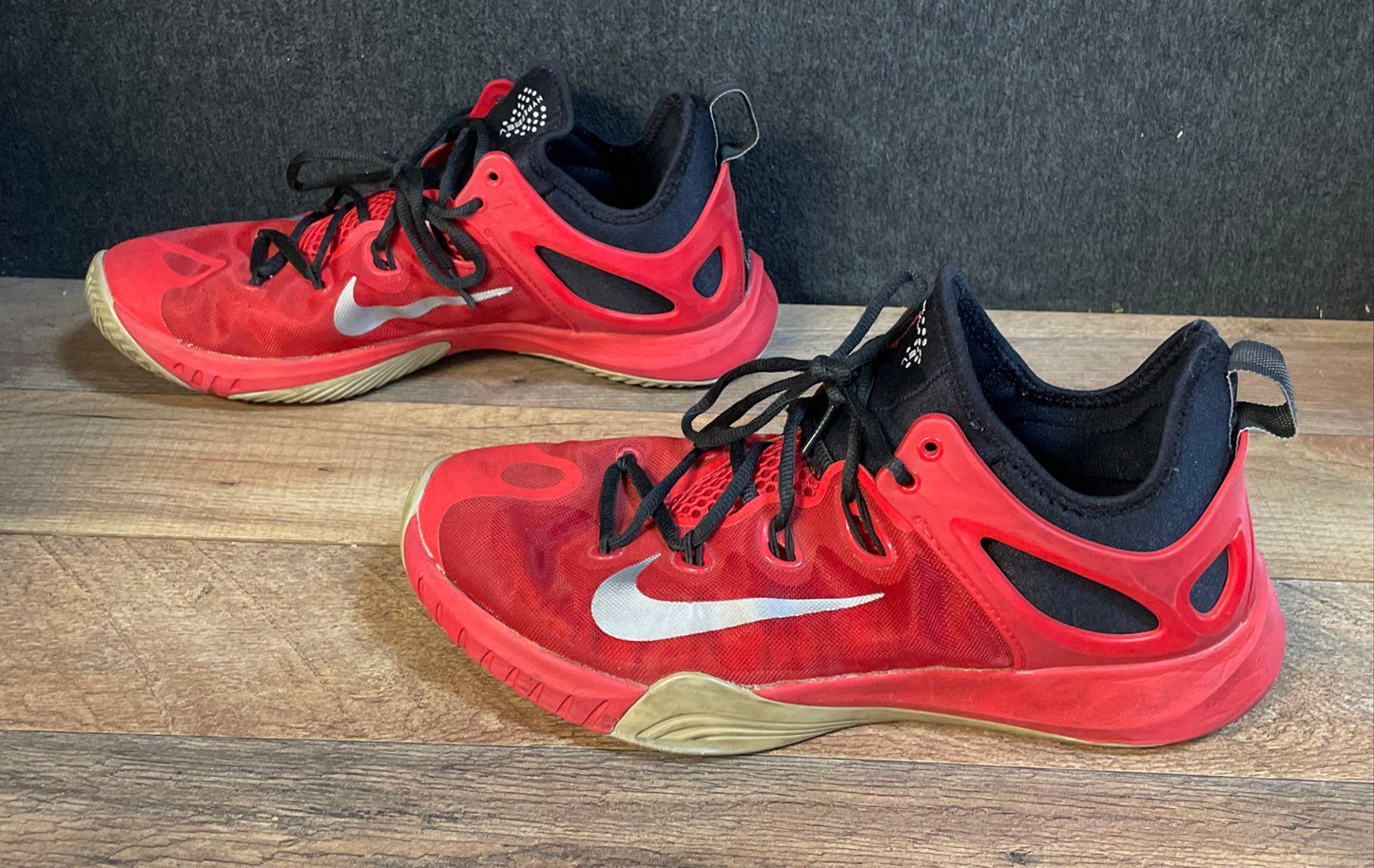 Nike Zoom Hyperrev 2015 University Red Silver Black Basketball Shoes Size 11