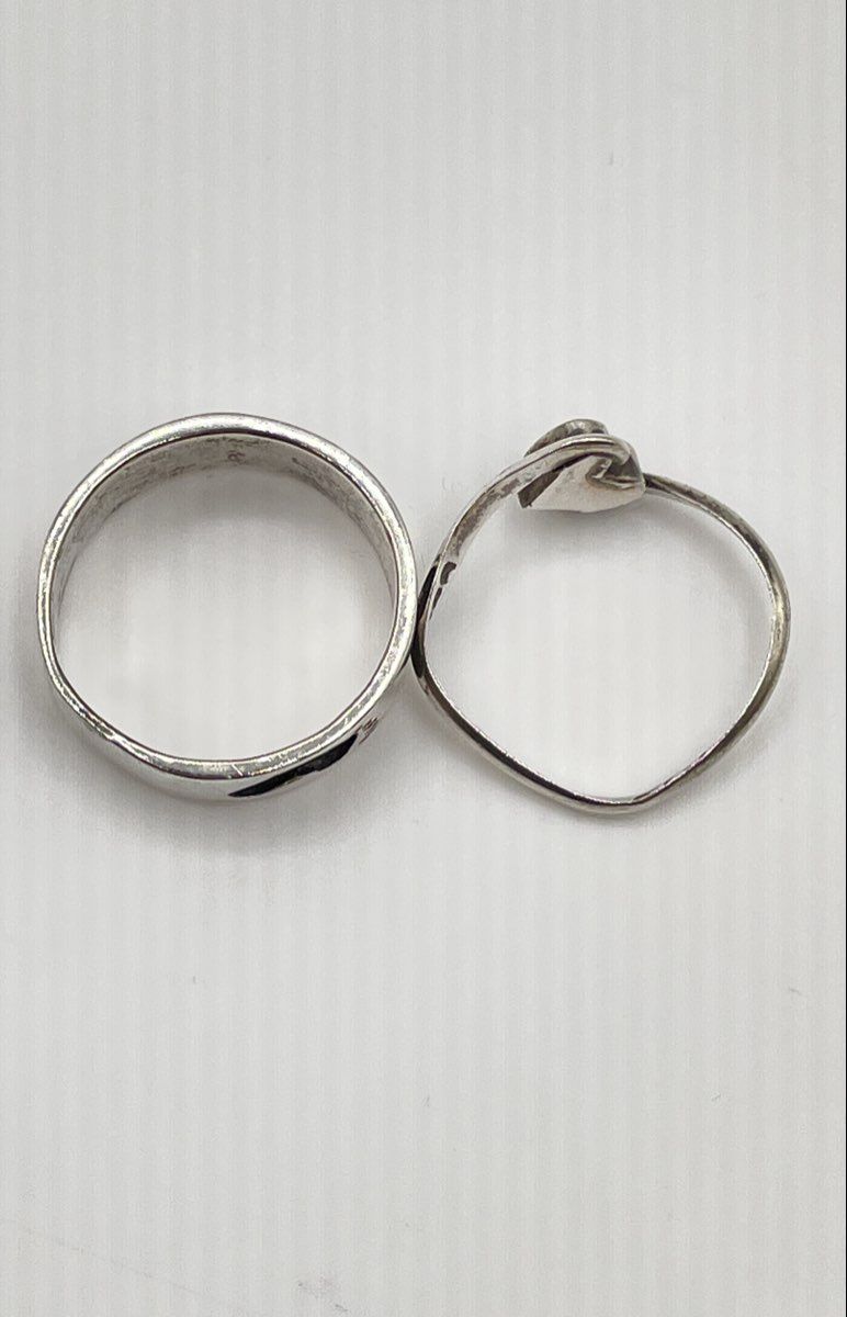 Lot Of Two 925 Sterling Silver Rings White Resin Inlay Heart & Footprints 4.9g