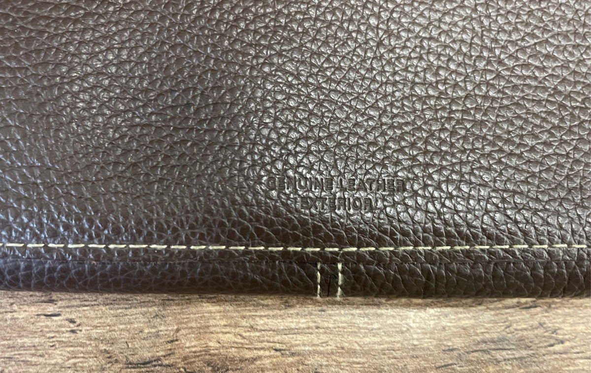 Buxton Pebbled Leather & Wrangler Quilted Vegan Leather Wallet Lot of 2 Brown