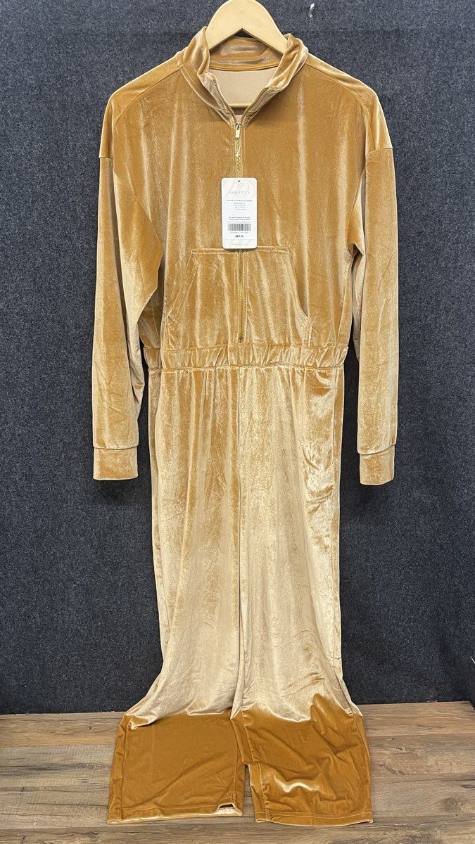 NWT Fabletics Women's Light Honey Gold Velour Zip-Up Wide Leg Jumpsuit Sz XL