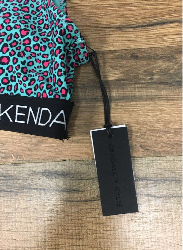 Kendall & Kylie Women's Bikini Top Teal Pink Peekaboo Leopard Print Sz L NWT