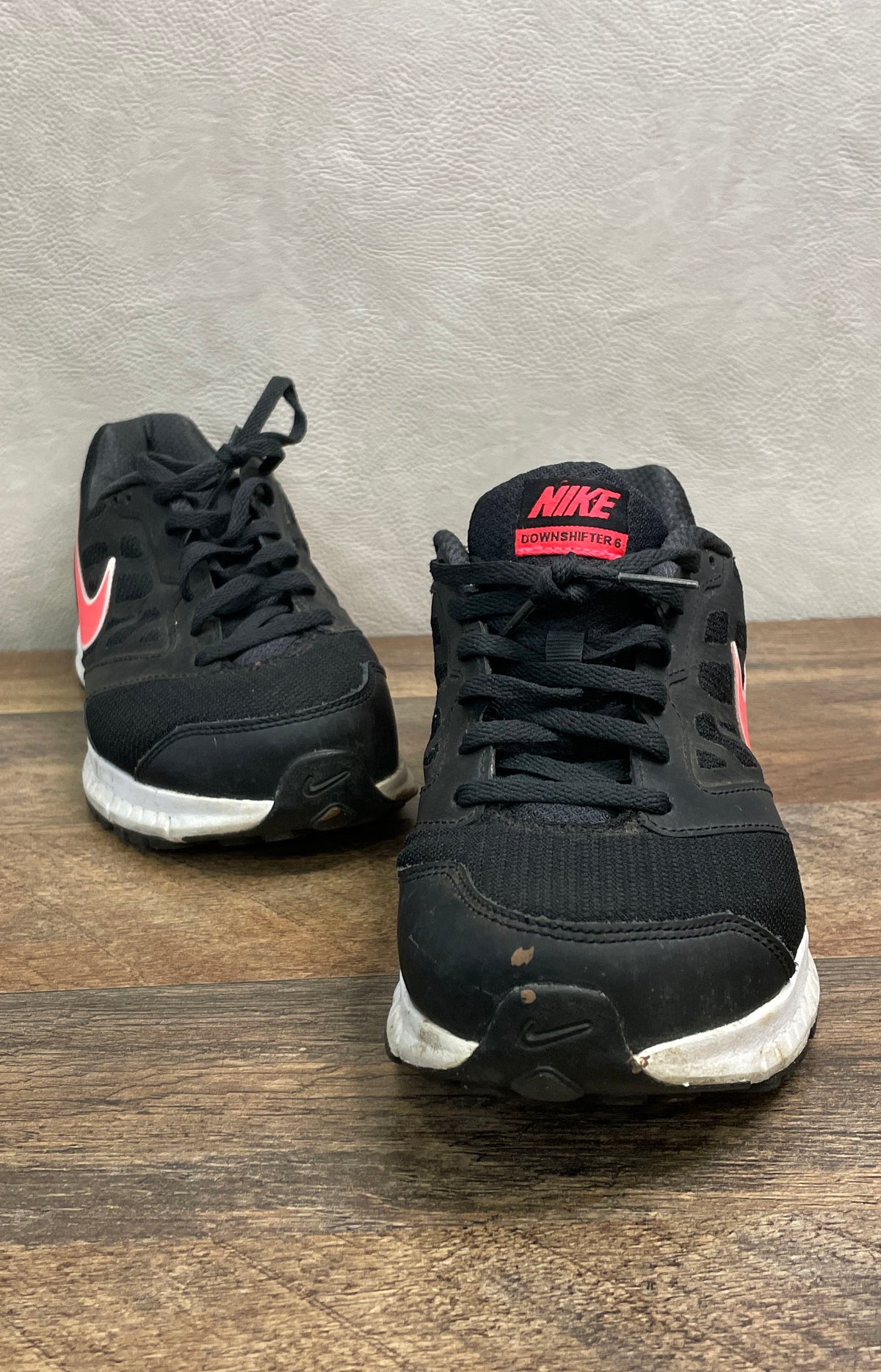 Nike Downshifter 6 Black Hyper Crimson White Running Shoes Size 10
