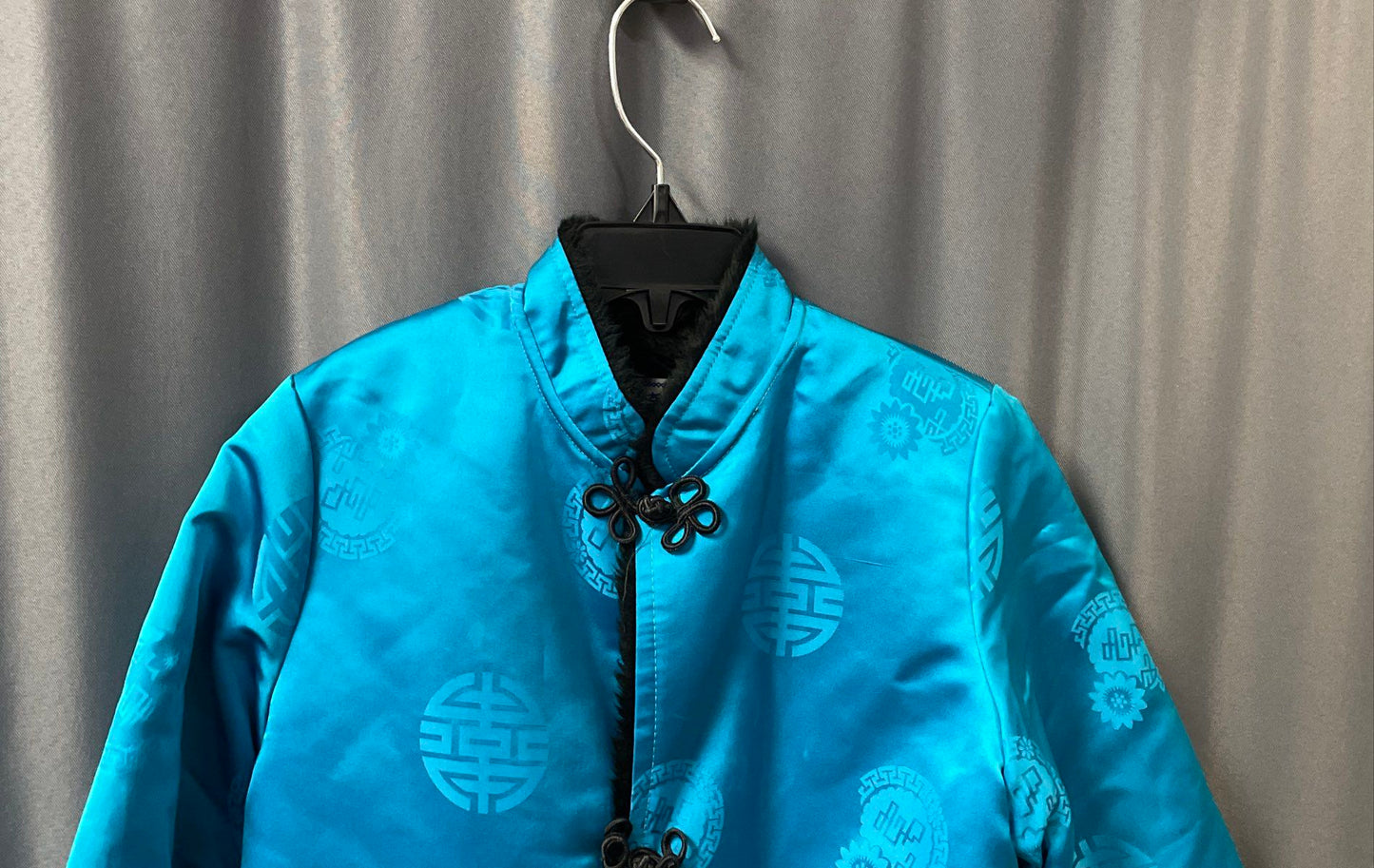 Vintage Hoonine-jib Kids Blue Satin Tang Suit Jacket Faux Fur Trim Size 11 7/8