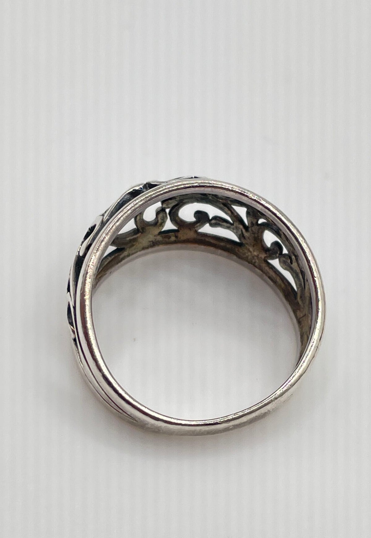 Premier Designs 925 Sterling Silver Openwork Filigree Dome Ring 2.9g