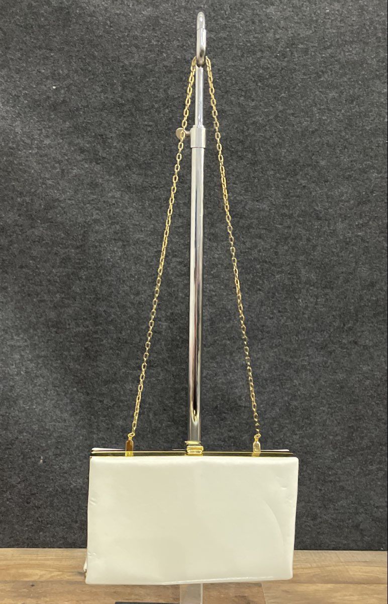 Vintage White Faux Leather Frame Clutch Evening Bag Gold Chain Strap