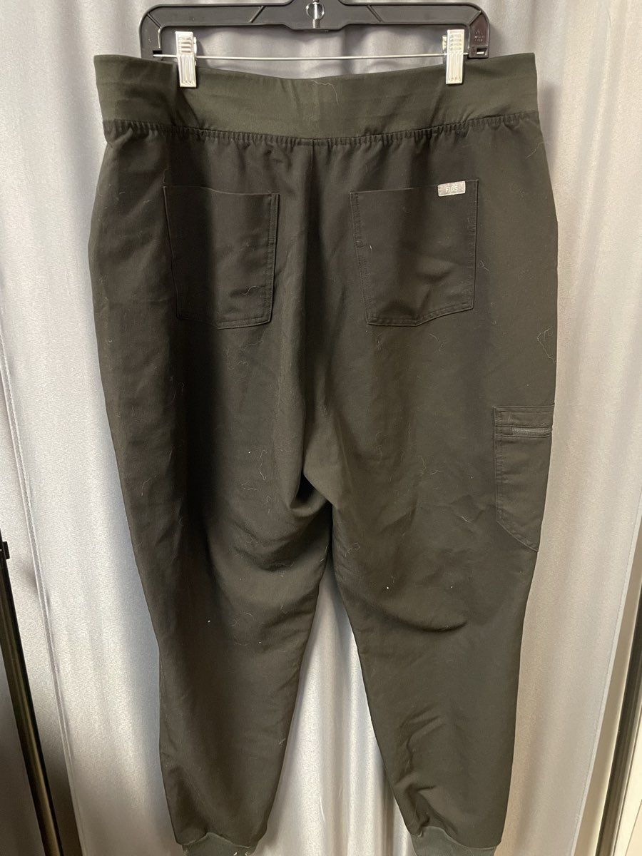FIGS Women's HW Zamora Jogger Scrub Pants Dark Olive Size XXL Tall