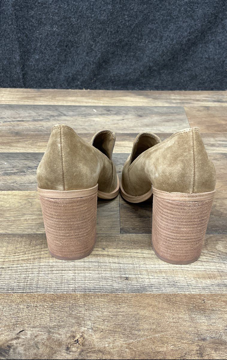 Vince Camuto Wevenly Tan Suede Pointed Toe Block Heel Booties Women's Size 8.5