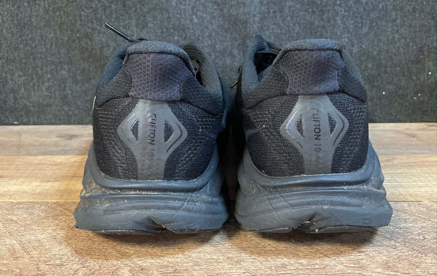 Hoka Clifton L All Black BBLC Men's Running Shoes Size 10 4E Extra Wide