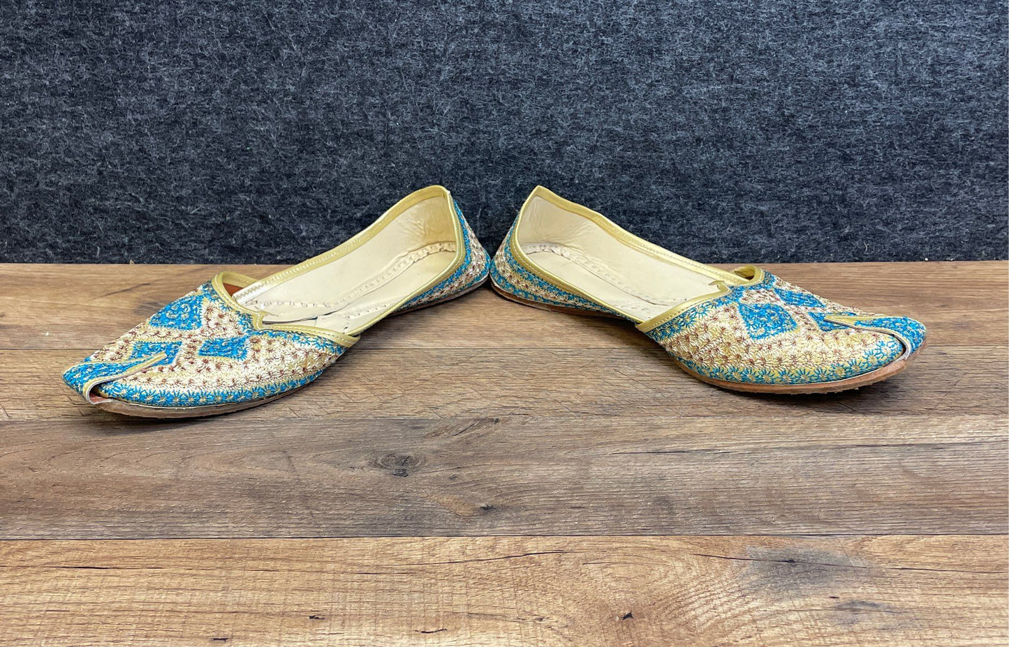 Handmade Indian Jutti Mojari Blue Gold Cream Embroidered Leather Flats Size 11"