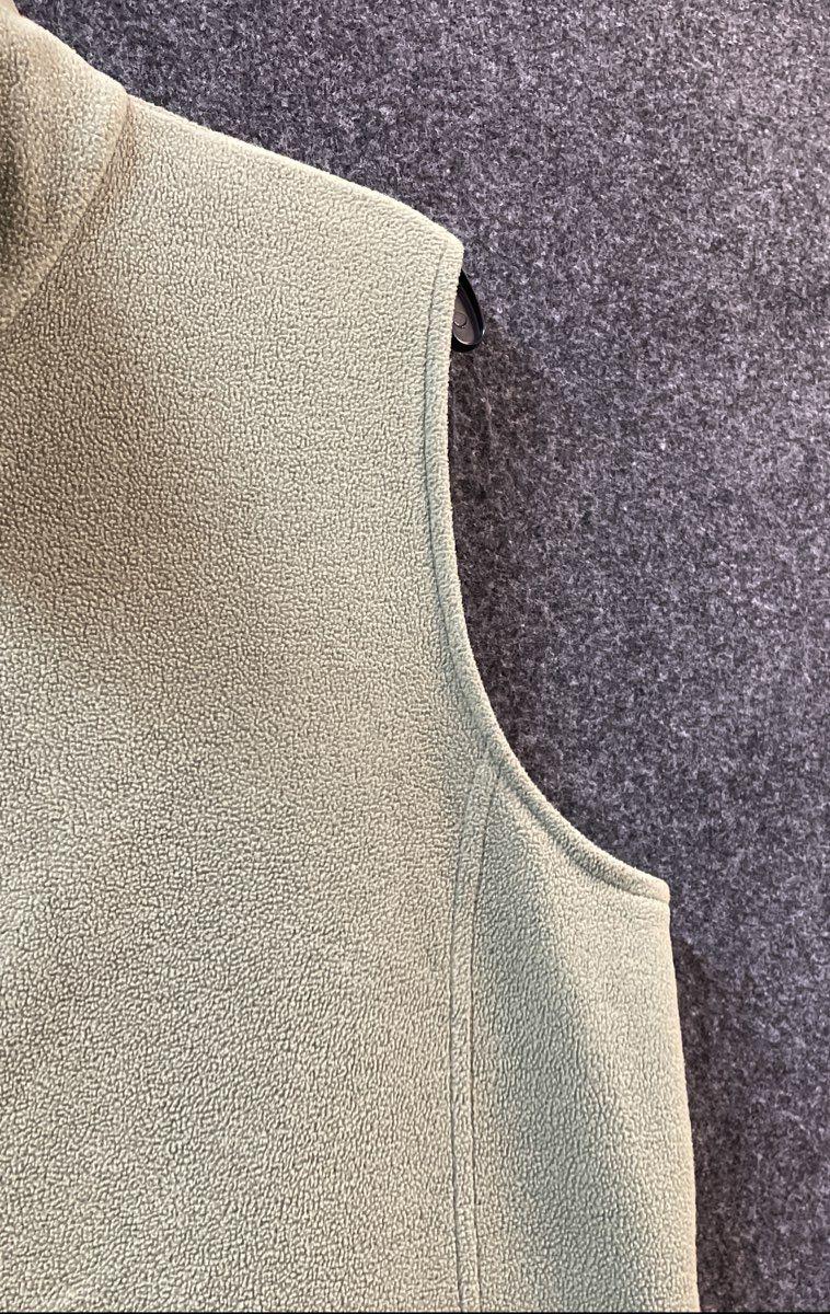 Woolrich Women's Sage Green Full Zip Fleece Vest Mock Neck Sleeveless Sz L