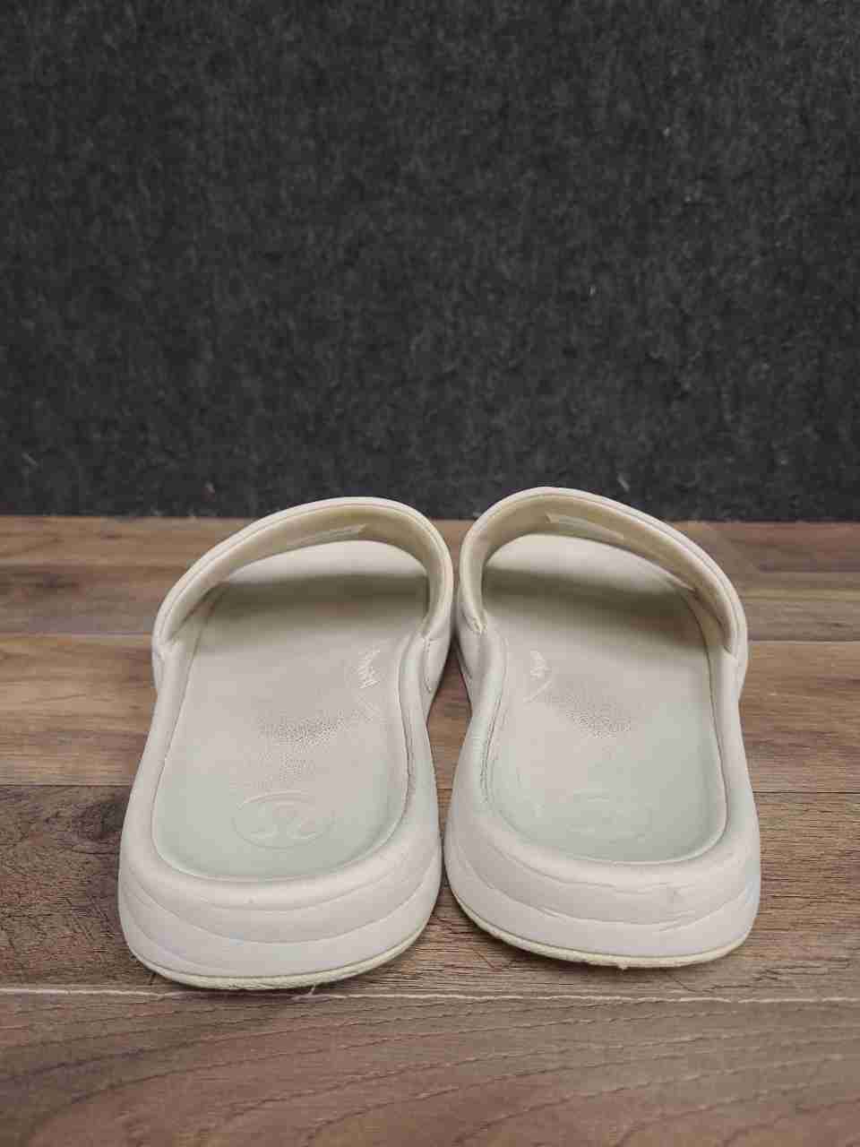 Lululemon Restfeel Slide Light Ivory Women's Sandals Size 9