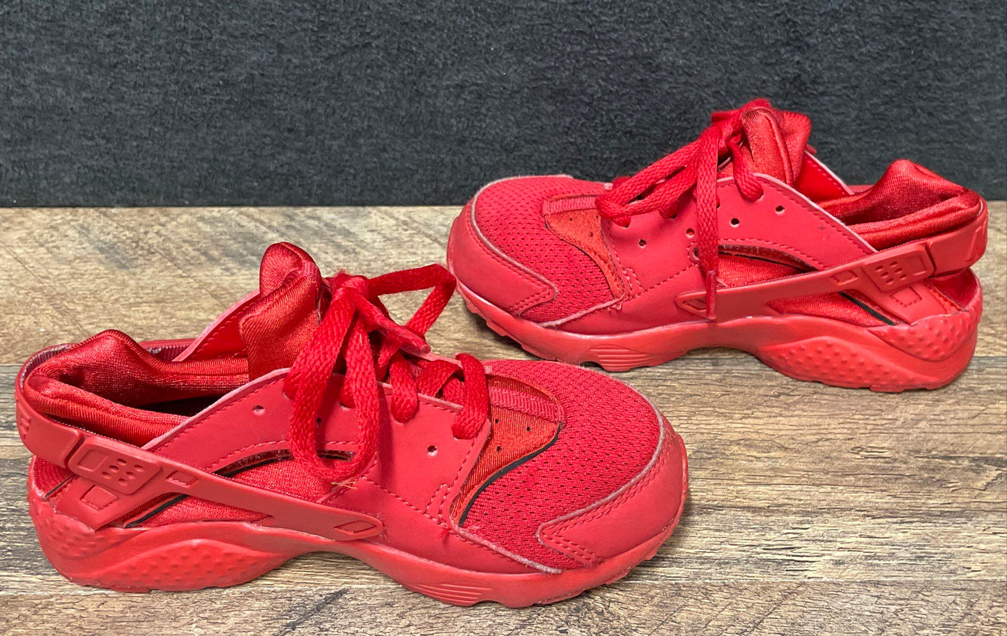 Nike Air Huarache Run University Red Little Kids Sneakers Size 12C