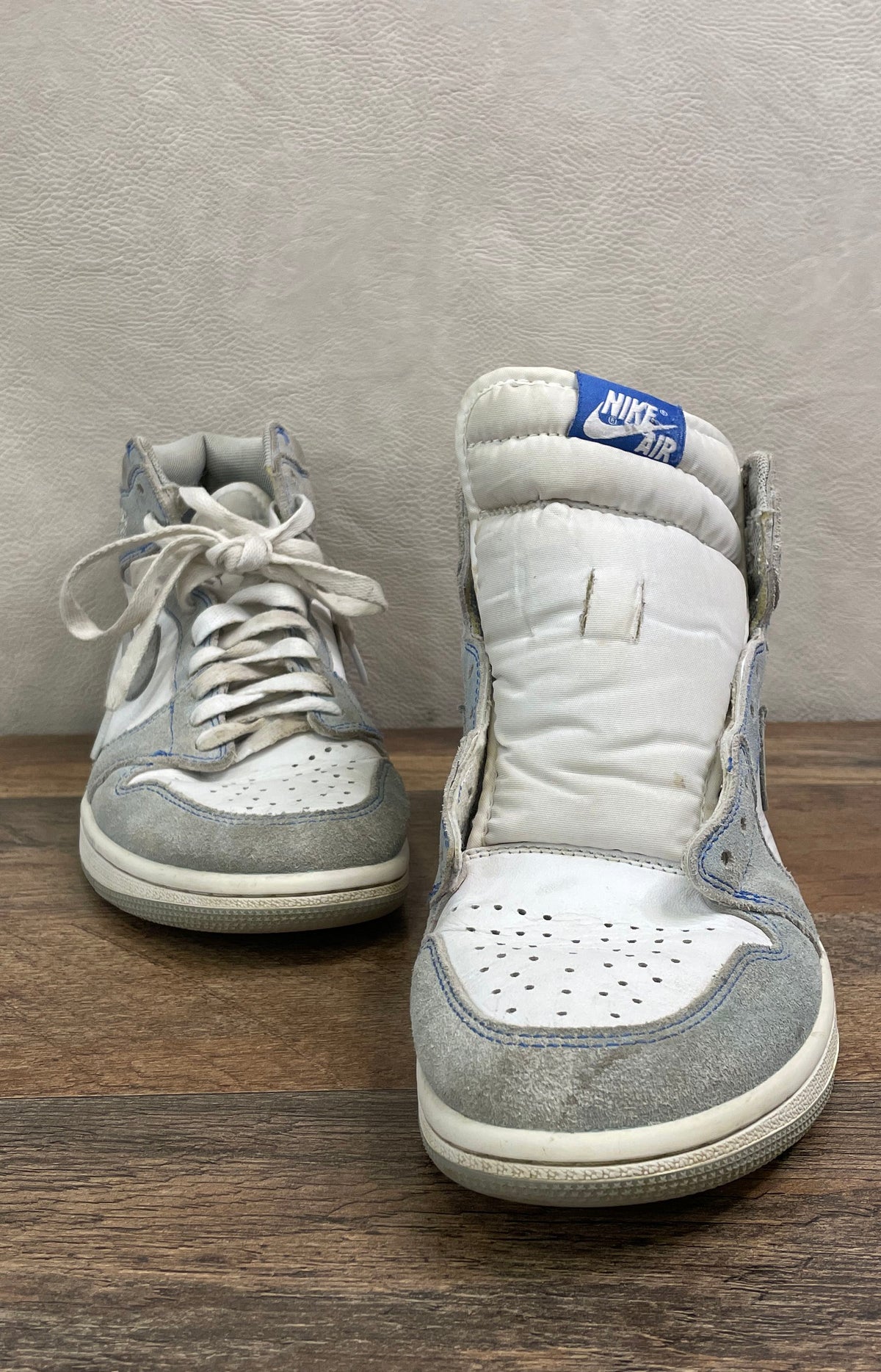 Nike Air Jordan 1 Retro High OG Hyper Royal White Blue Size 7.5