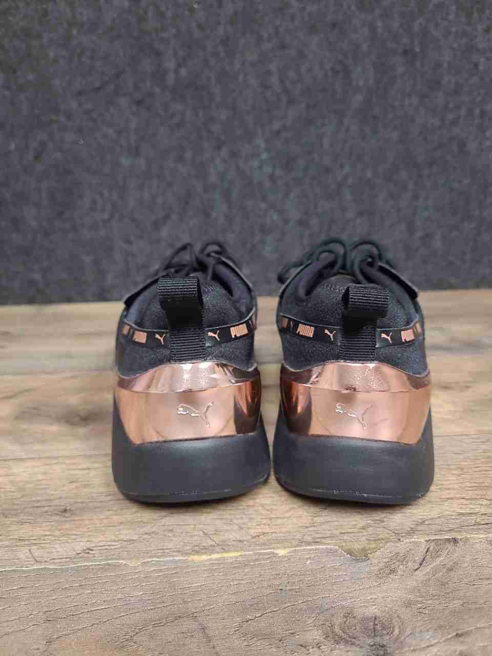 Puma Muse Metal Black Rose Gold 2019 Sneakers Women's Size 9.5