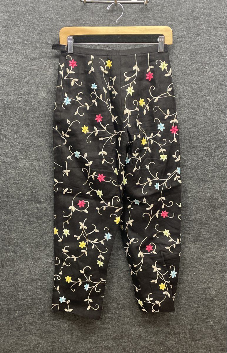 Talbots Petites Women's Black Floral Embroidered Linen Straight Leg Pants Sz 4