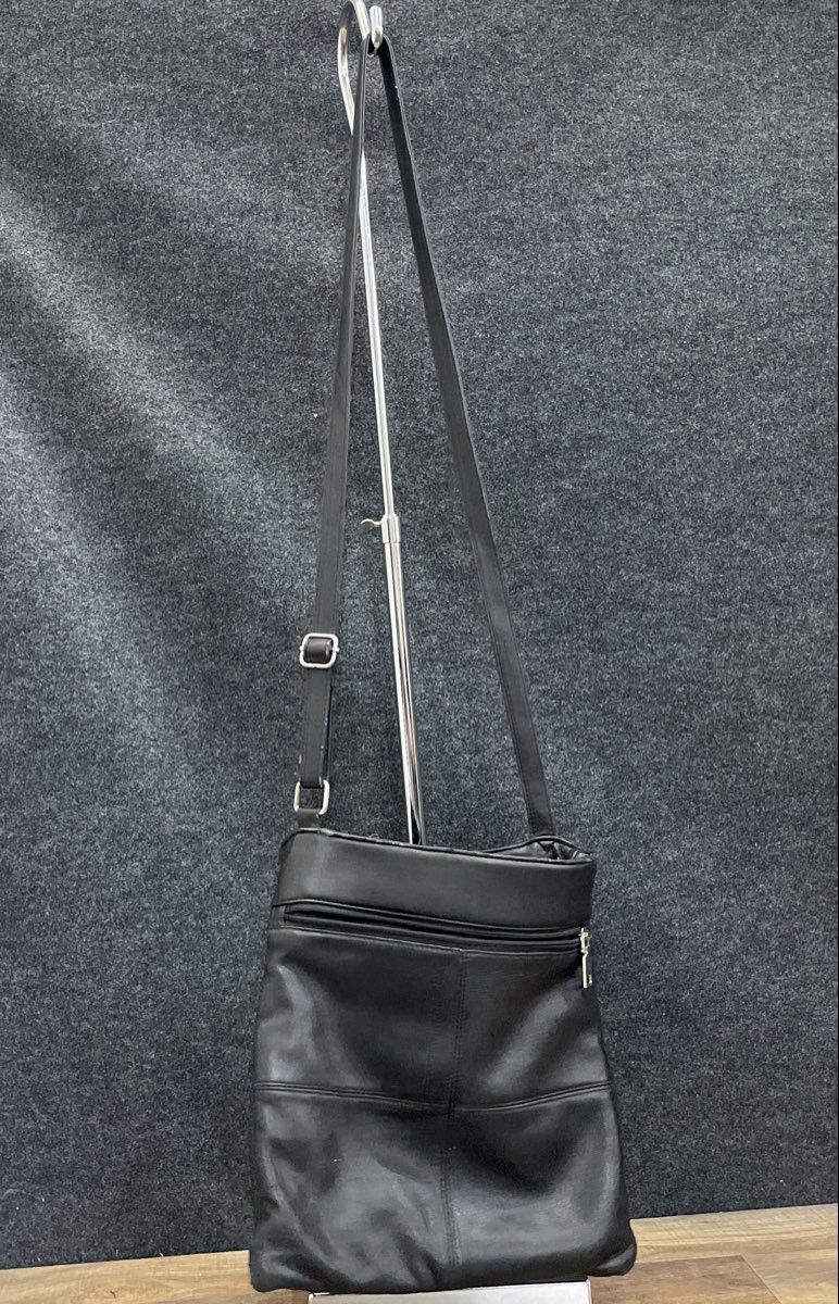 Wilsons Leather Black Vintage Multi-Pocket Crossbody Messenger Bag