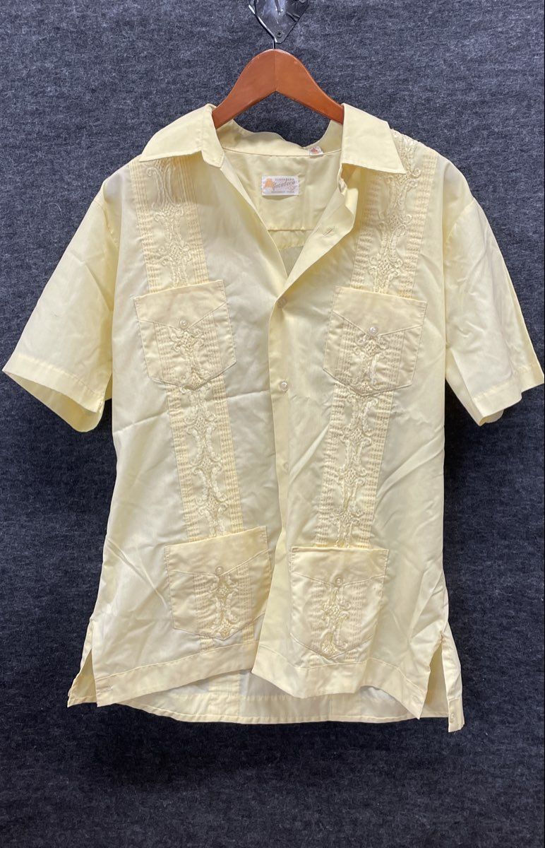 Vintage 80s Guayabera Yucateca Men's Yellow Embroidered 4 Pocket Shirt Sz L