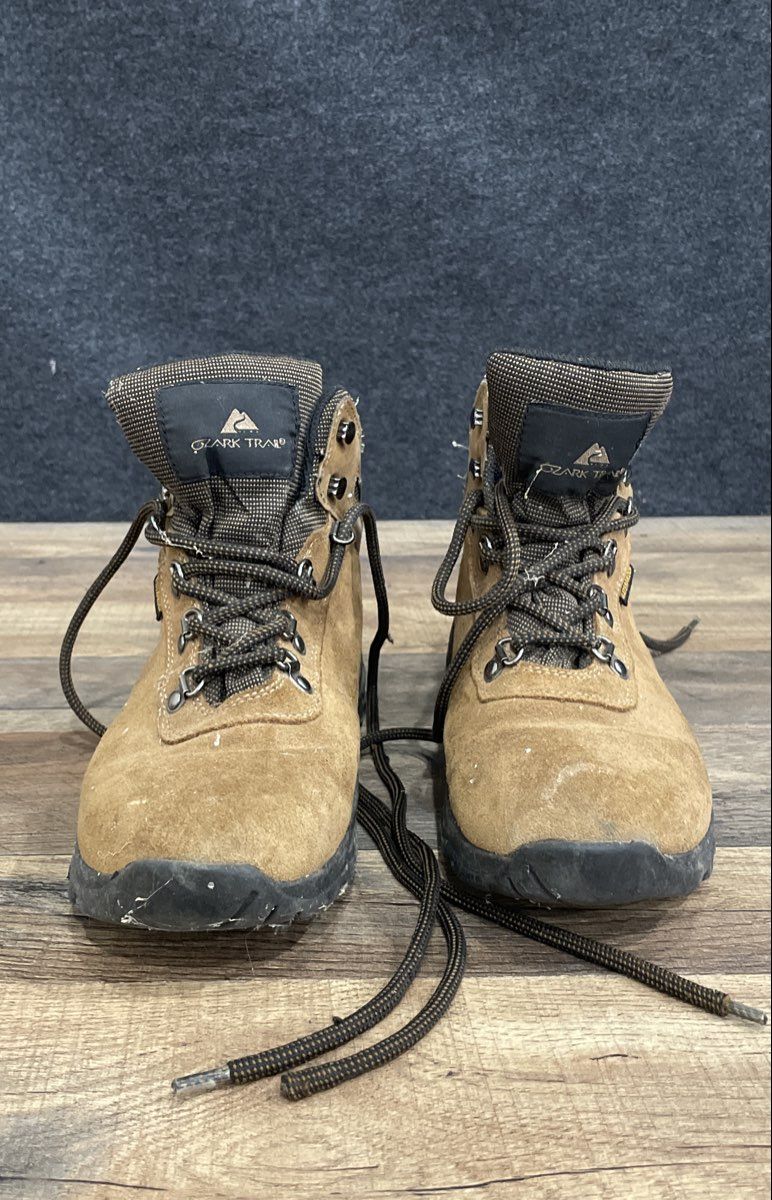 Ozark Trail Greta Brown Leather Hiking Work Boots Women's Size 9 Outdoor