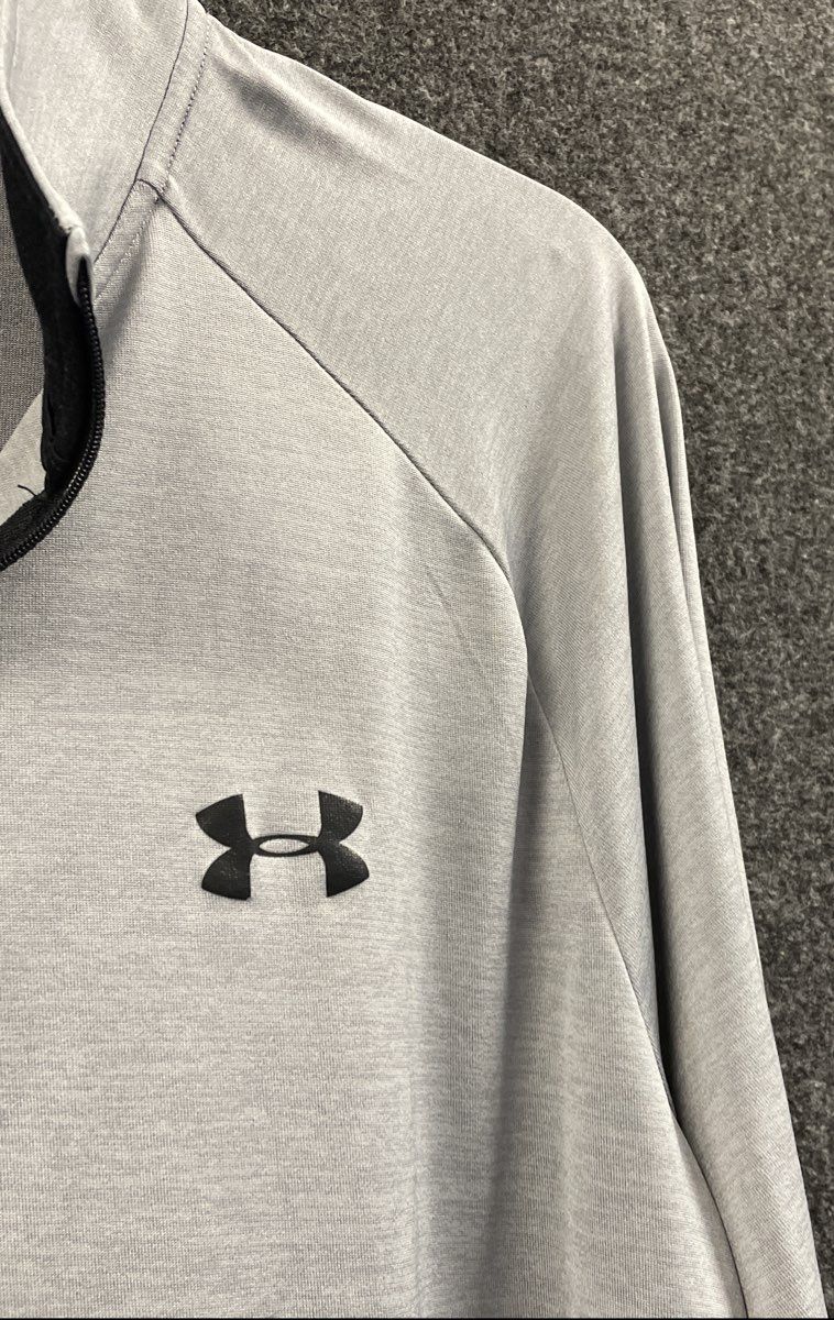 Under Armour Men's HeatGear 1/4 Zip Pullover Jacket Gray Loose Fit Sz L