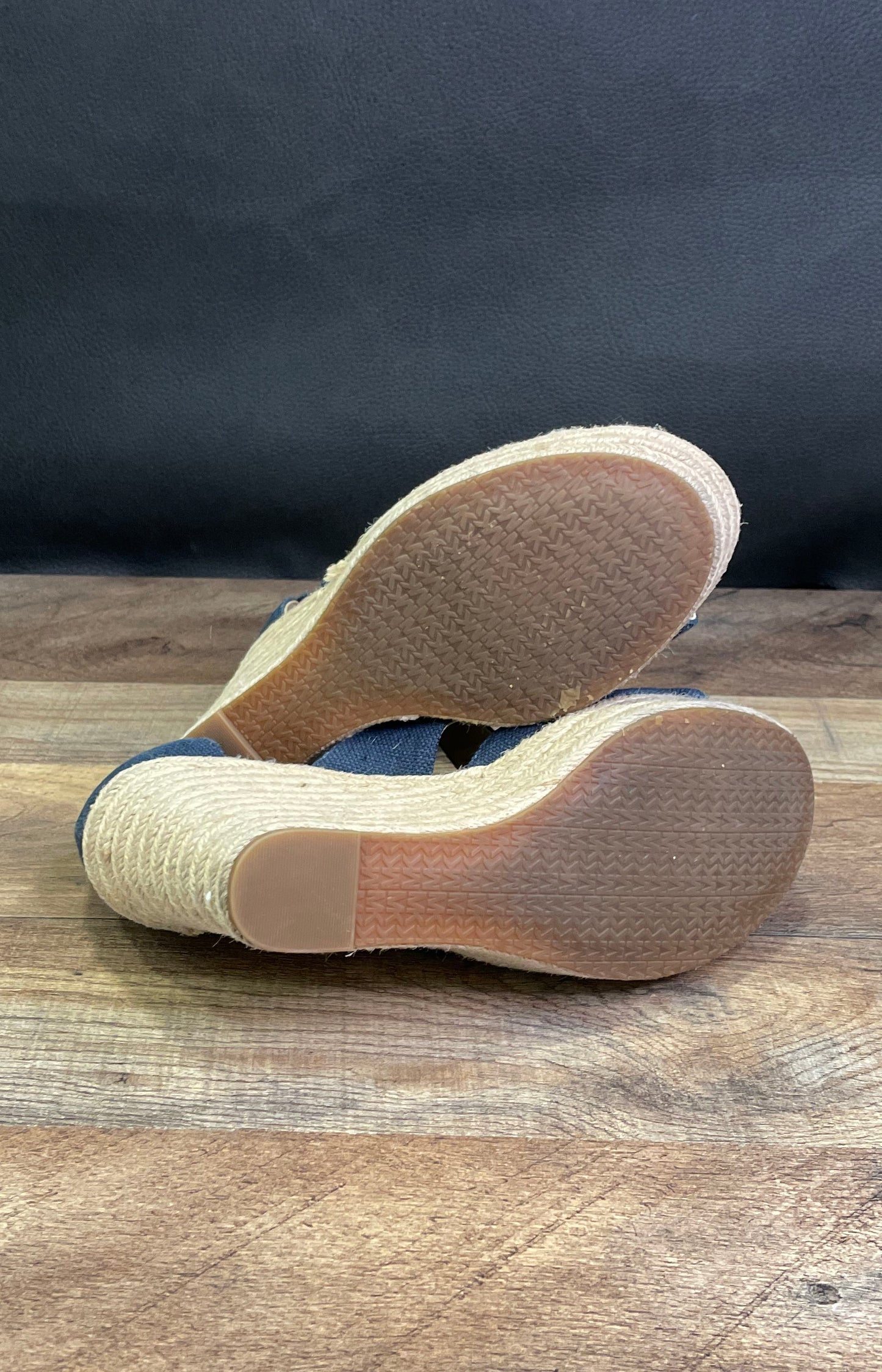 Michael Kors Damita Navy Blue Canvas Espadrille Wedge Sandals Women's Size 6.5M