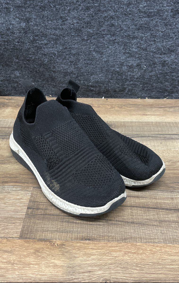 Danskin Cheerful Black Knit Slip On Walking Sneakers Womens Size 6.5
