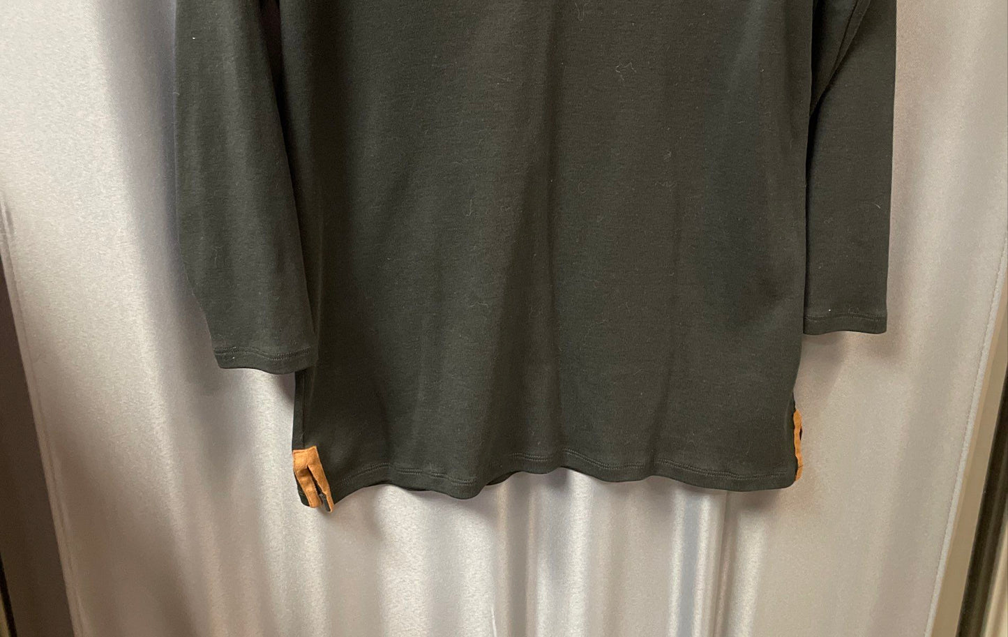 Lauren Ralph Lauren Women's Black V-Neck Shirt Tan Faux Suede Trim Split Hem L
