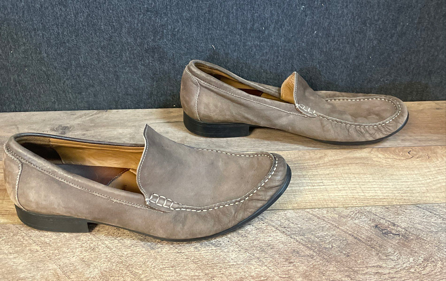 Johnston & Murphy Chocolate Brown Sheepskin Moc Toe Loafers Men's Size 10.5