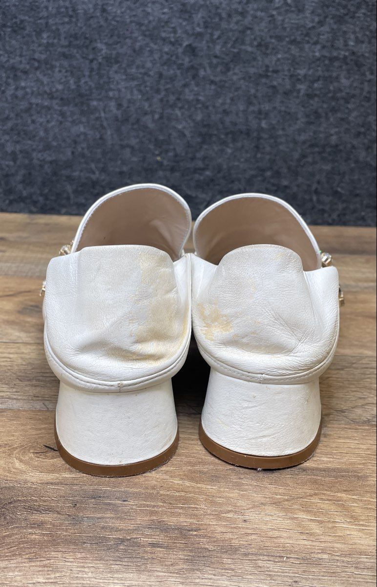Vintage Stuart Weitzman White Leather Crystal Embellished Loafer Mules Size 9