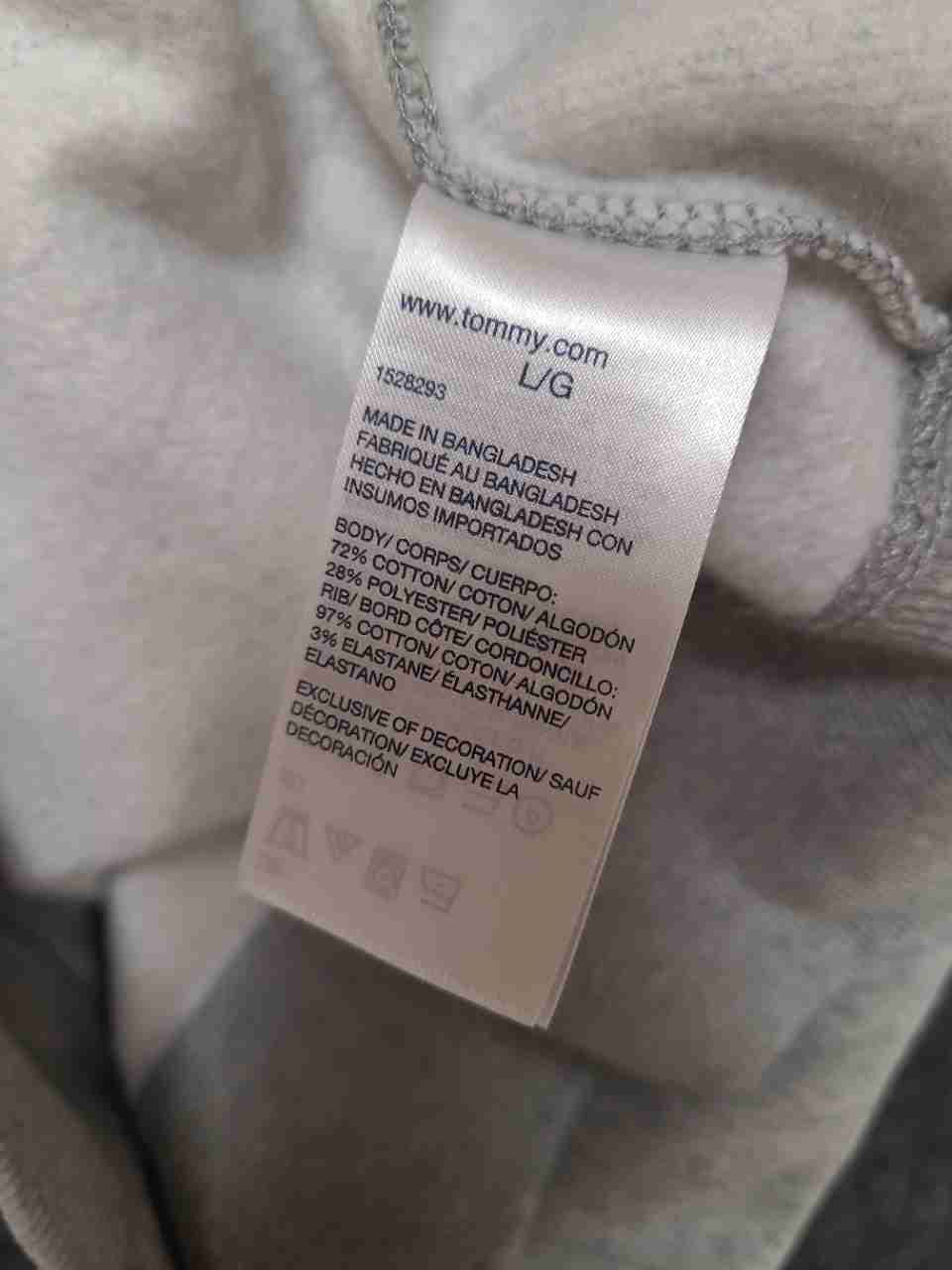 Tommy Hilfiger Boys Gray Crewneck Sweatshirt Embroidered Logo V-Stitch Sz L