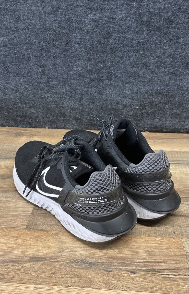 Nike Legend React 3 Black White Men's Running Shoes Size 10