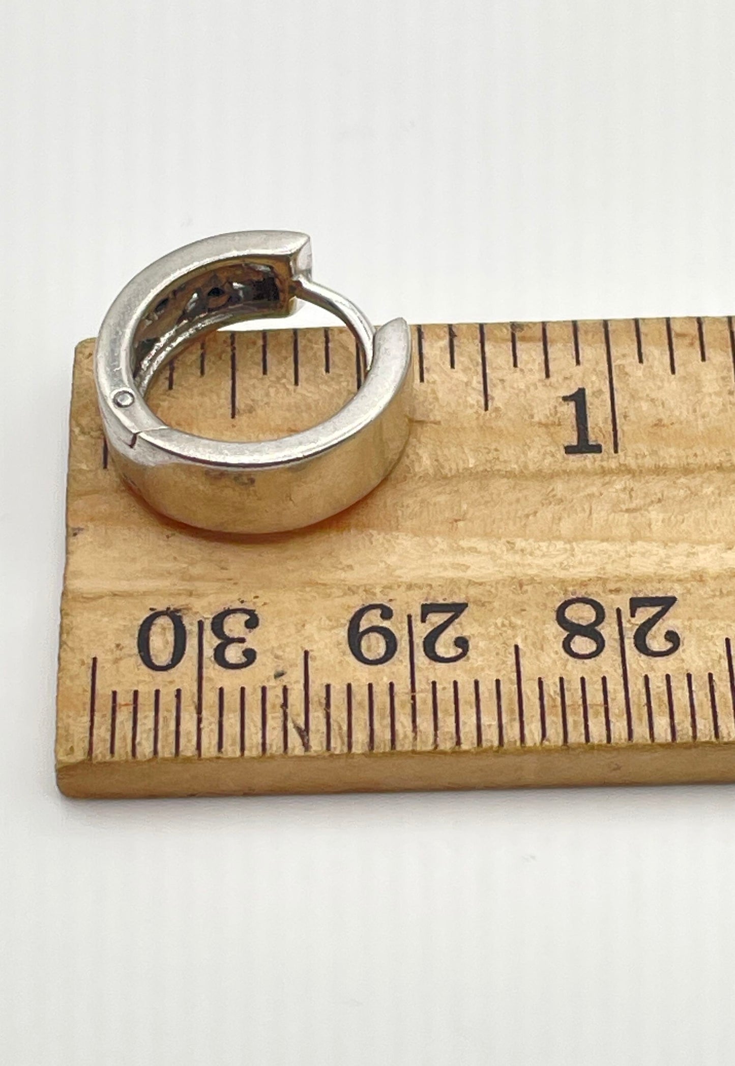 925 Sterling Silver Moissanite Wide Huggie Hoop Earrings 5.3g