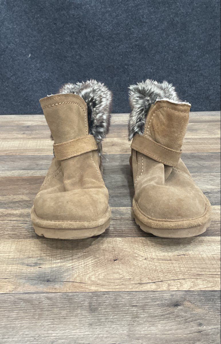 Bearpaw Hickory Suede Faux Fur Trim Ankle Winter Boots Women's Size 9