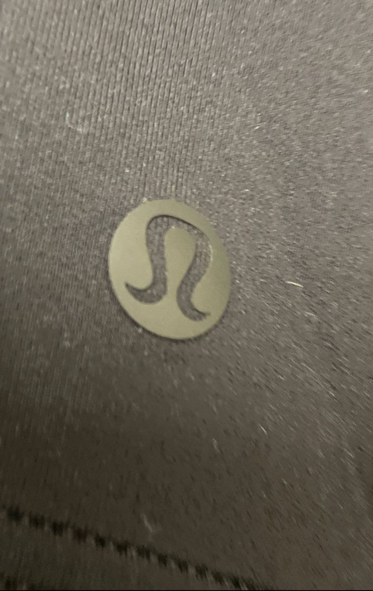 Lululemon Women's In-Form Athletic Shorts Black Drawstring Size 4