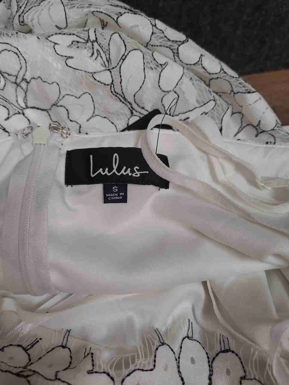 Lulus Women's White Black Lace Strapless Scalloped Fit & Flare Dress Sz S NWT