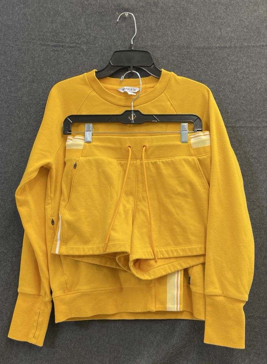 Athleta Women's Triumph Game Point Sweatshirt and Shorts Set Yellow Sz S/M