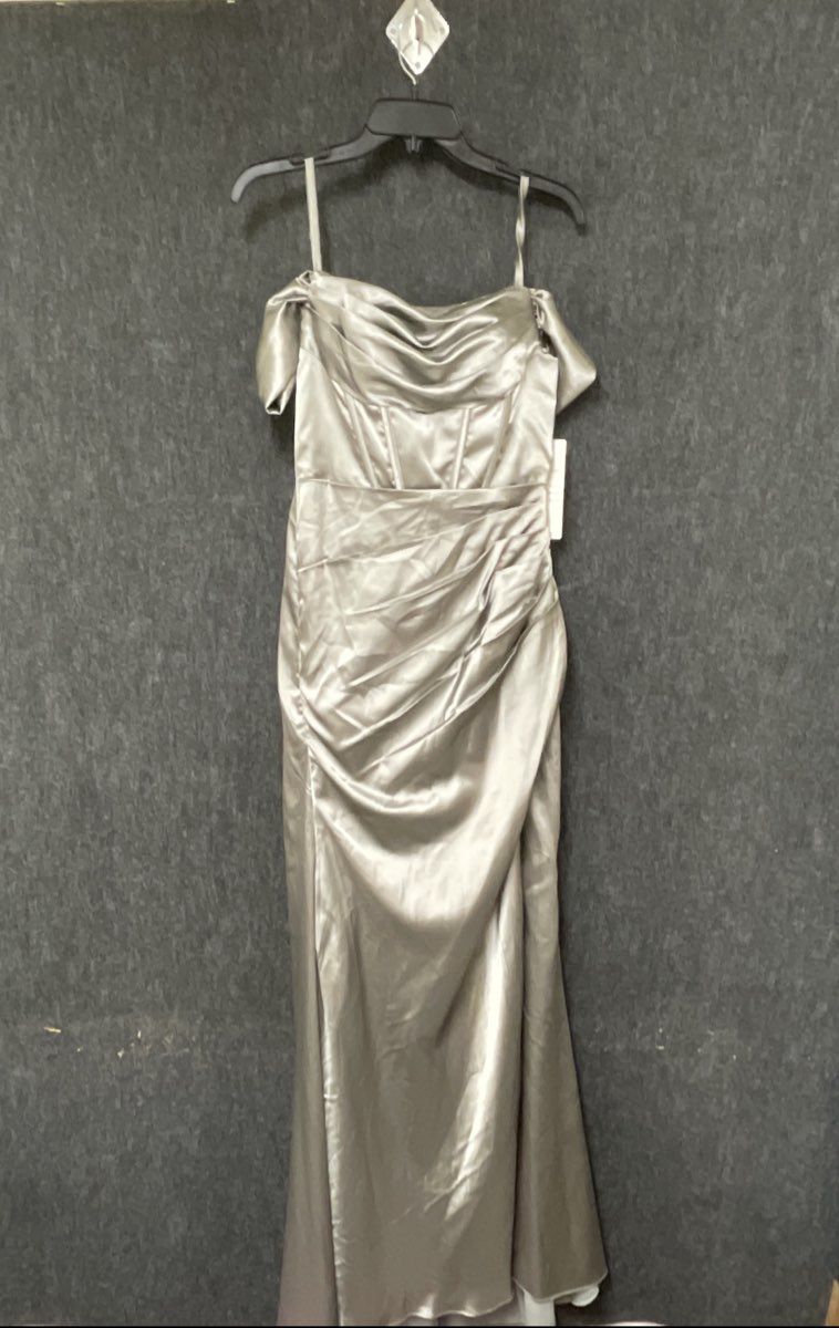 Women's Gray Shimmering Off-the-Shoulder Lace-up Back Formal Gown Dress Sz 2 NWT