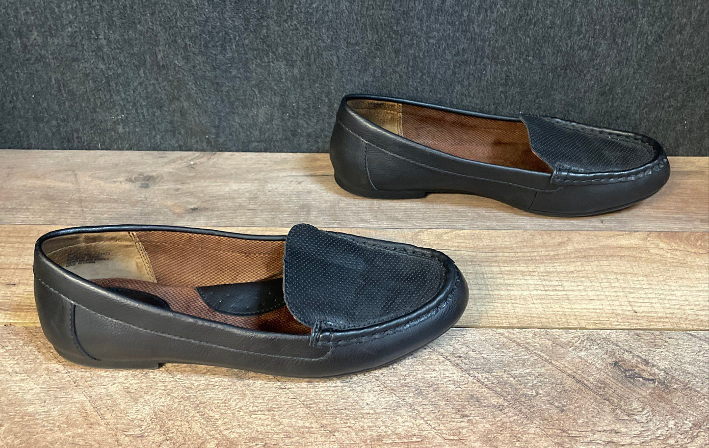 b.o.c. Moccasin Loafer Black Perforated Slip-On Women's Shoes Size 9W