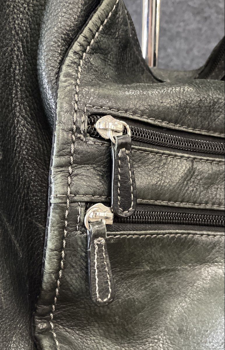 Giani Bernini Black Pebbled Leather Hobo Shoulder Bag Silver Hardware