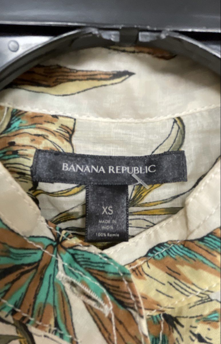 Banana Republic Women's Tropical Flamingo Print 100% Ramie Button Shirt Sz XS