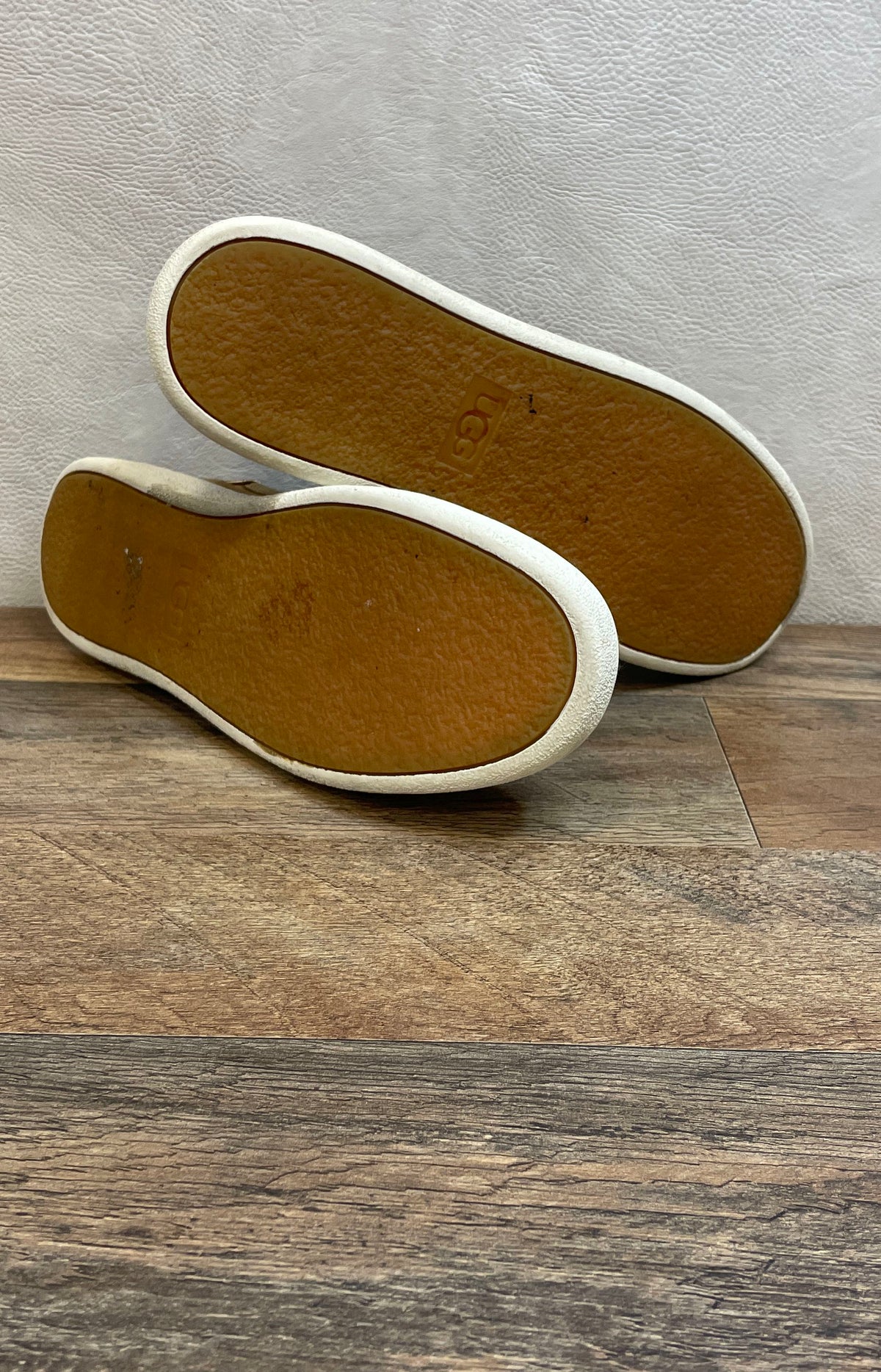 UGG Cas Chestnut Suede Gold Metallic Heel Slip On Sneakers Women's Size 9.5