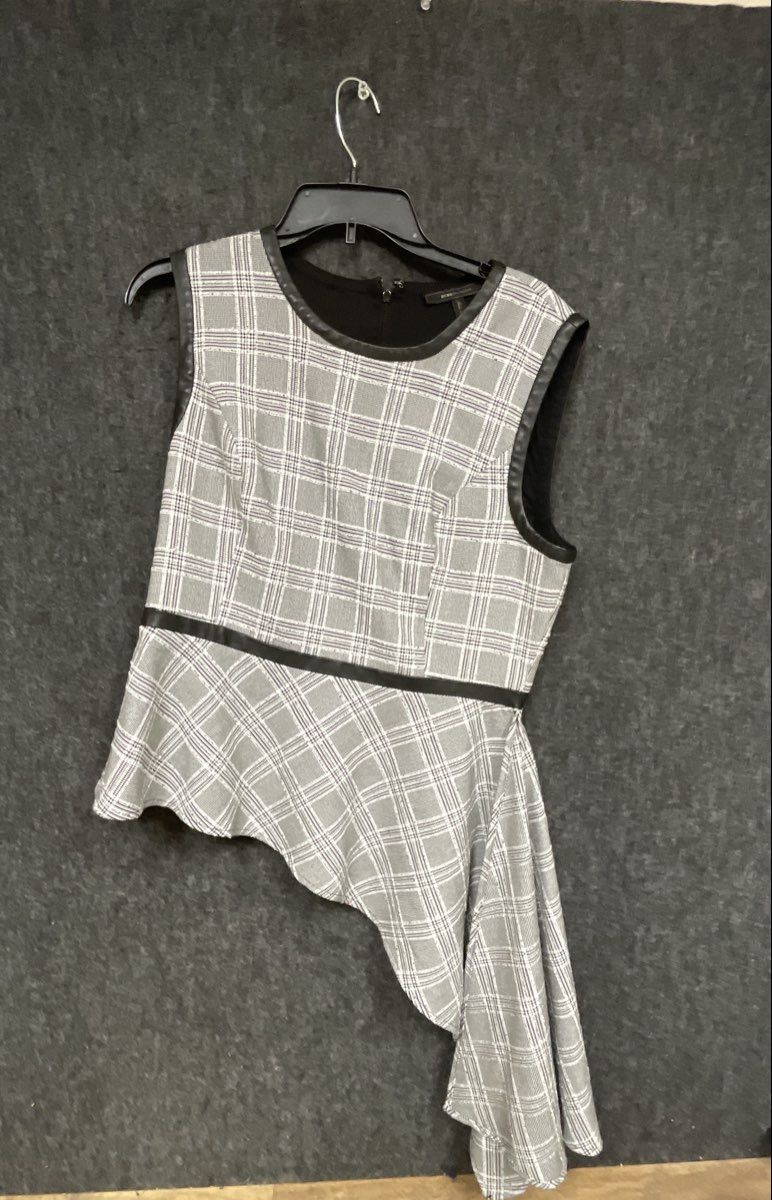 BCBGMAXAZRIA Women's Grey Plaid Sleeveless Asymmetrical Peplum Top Sz L
